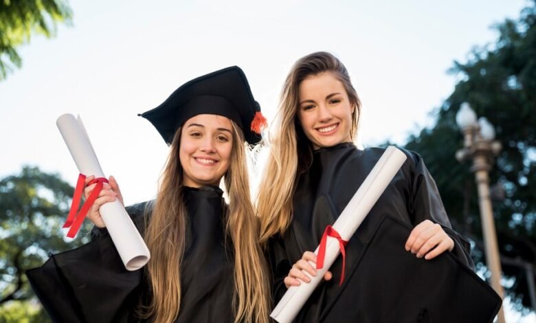 10 Heartfelt and Fun Ways to Celebrate and Cry on Your Graduation Day